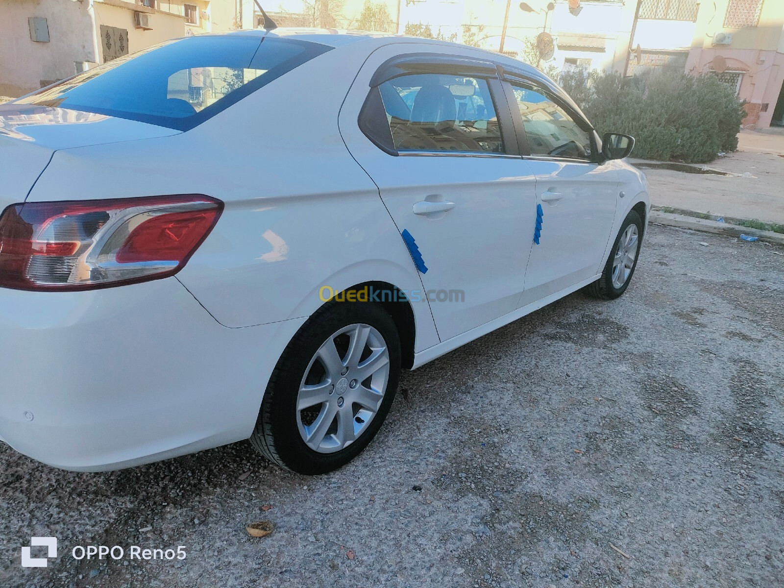 Peugeot 301 2015 Allure