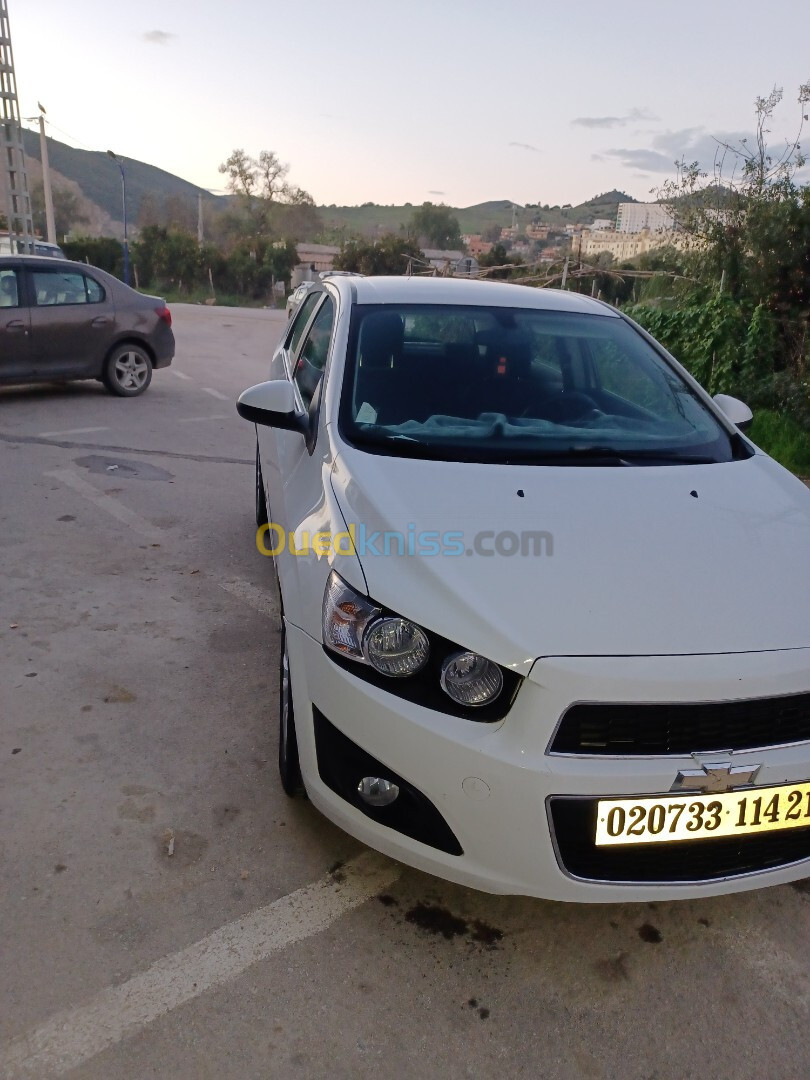 Chevrolet Sonic Hatchback 2014 Sonic Hatchback