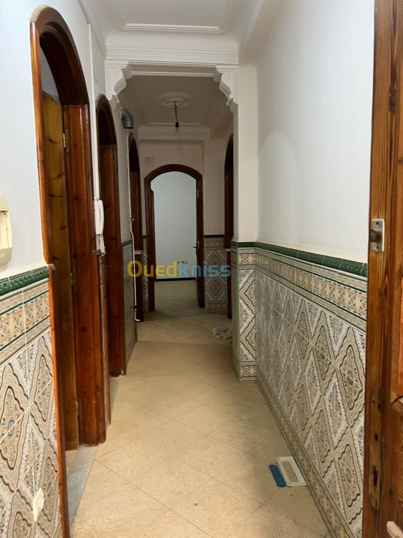 Location Niveau De Villa F3 Alger El achour