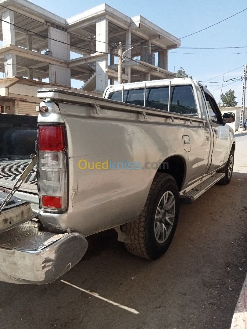 Nissan Cube 2011 نيسان باشي