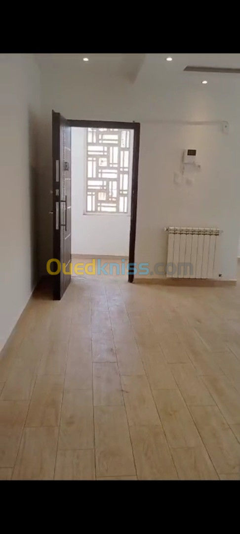 Location Appartement F4 Alger Kouba