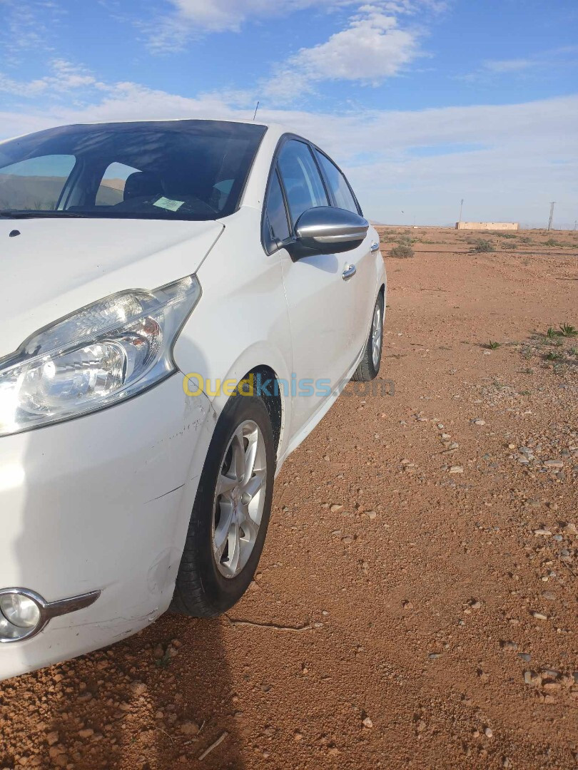 Peugeot 208 2013 208