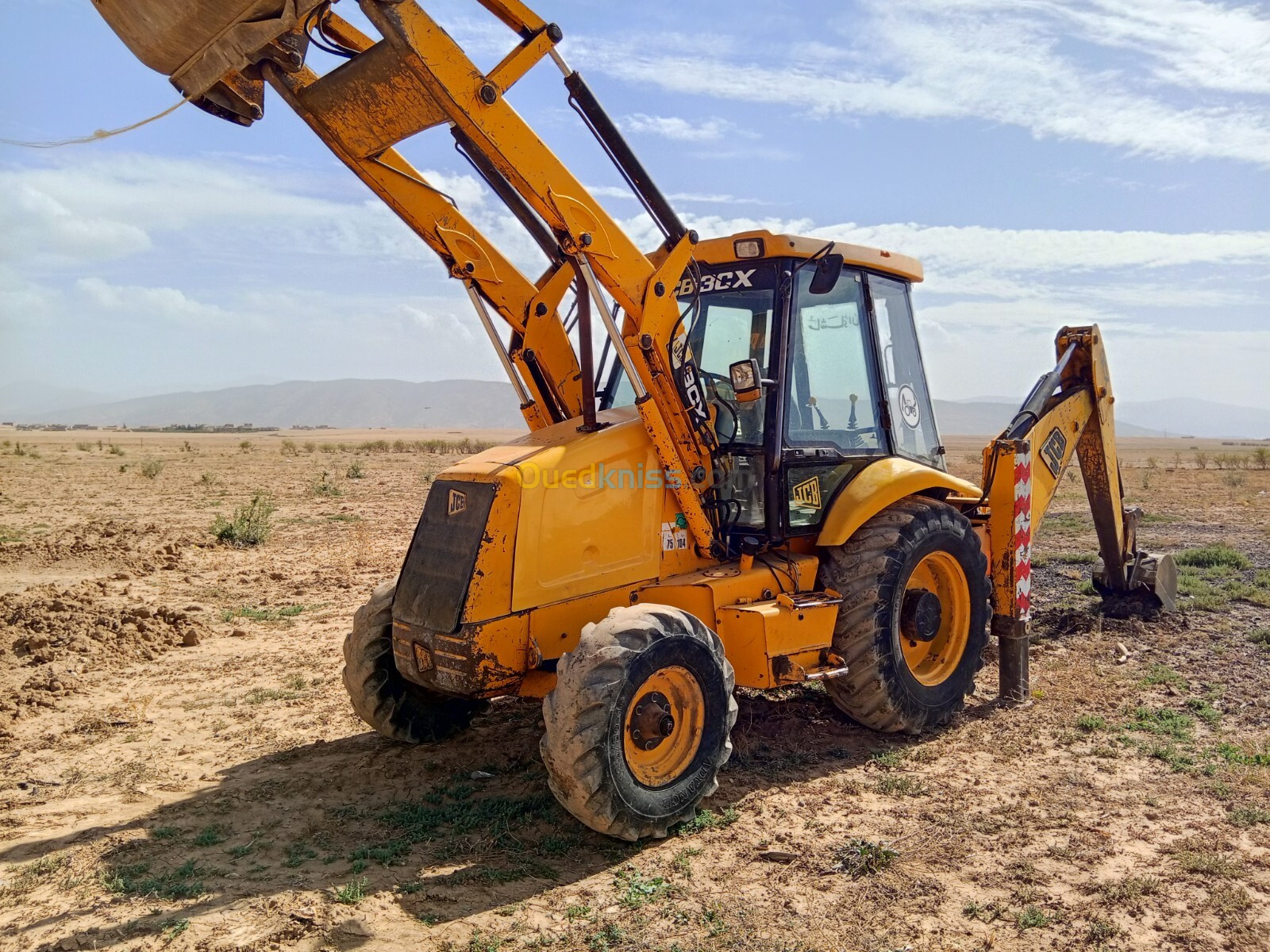 JCB 3cx  Sans turbo 4*2 JCB 4*2 sans turbo 1999