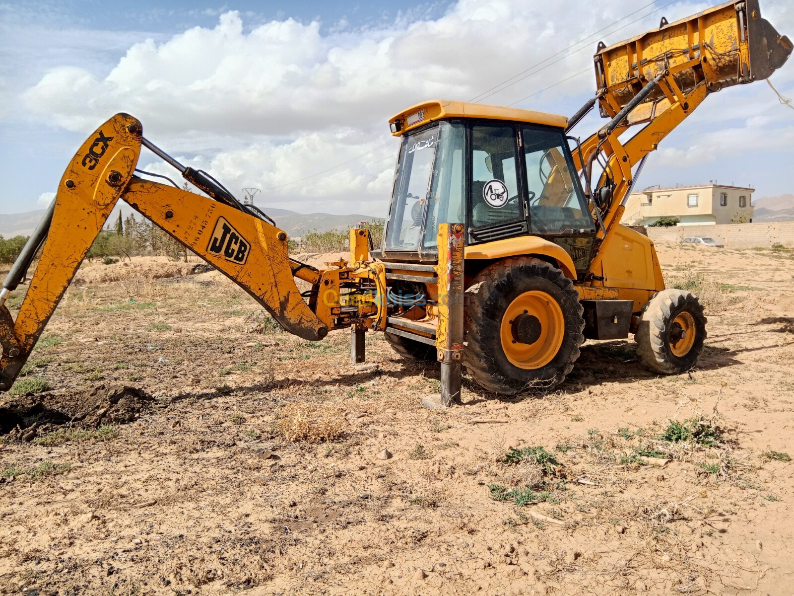 JCB 3cx  Sans turbo 4*2 JCB 4*2 sans turbo 1999