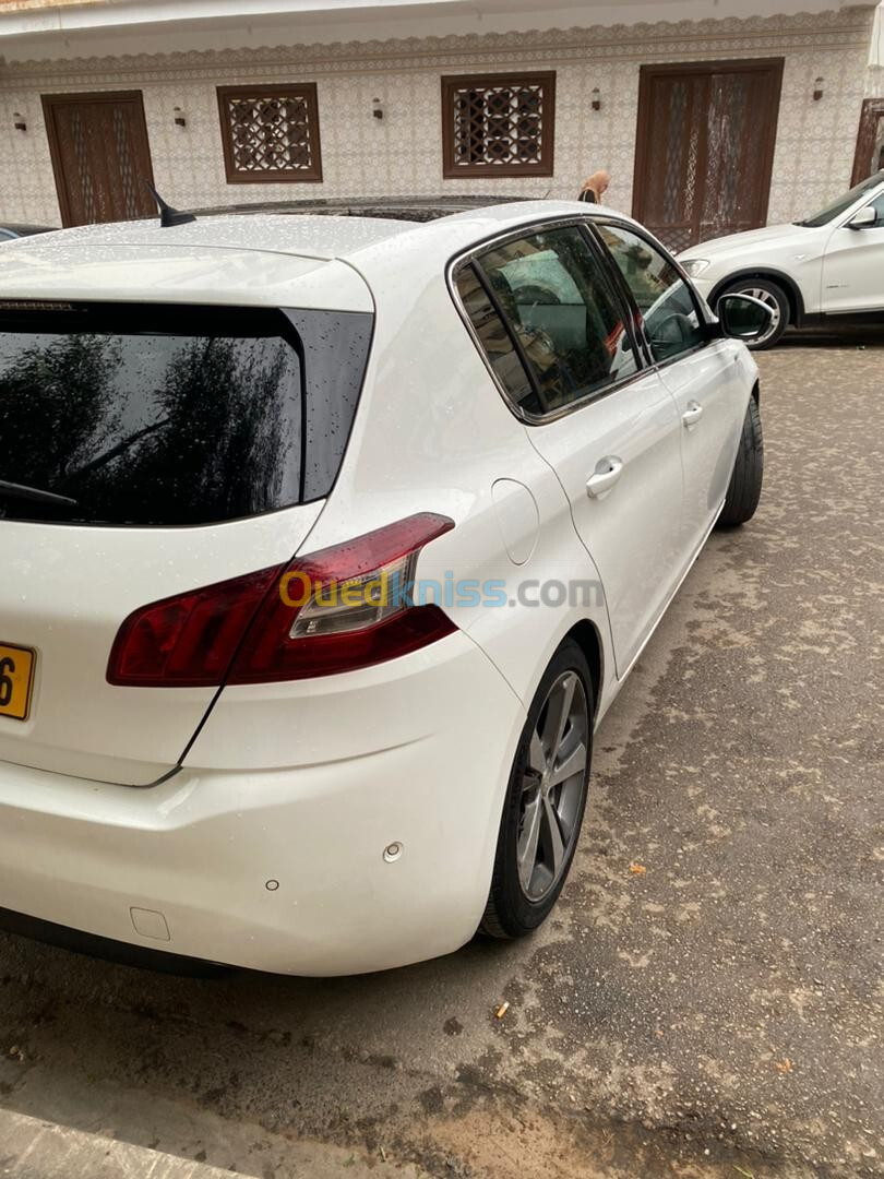 Peugeot 308 2015 Allure