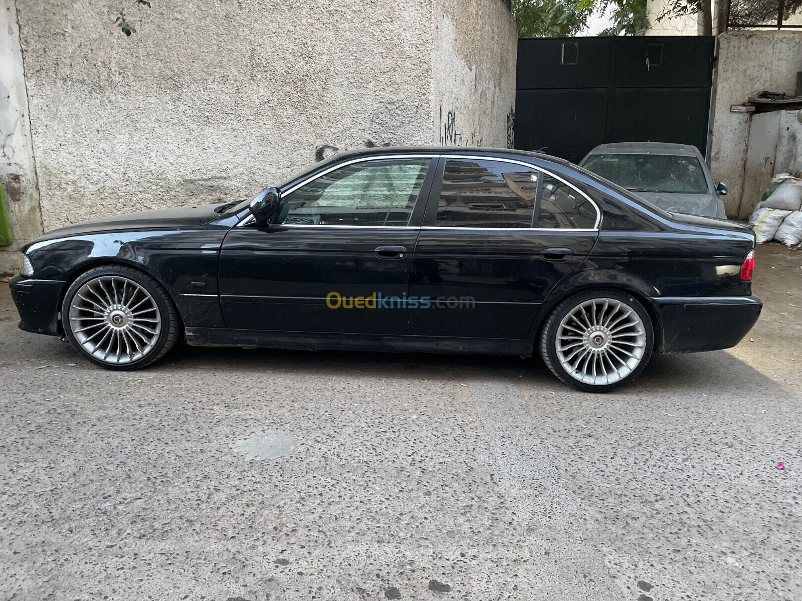 BMW Série 5 2003 E39 530i