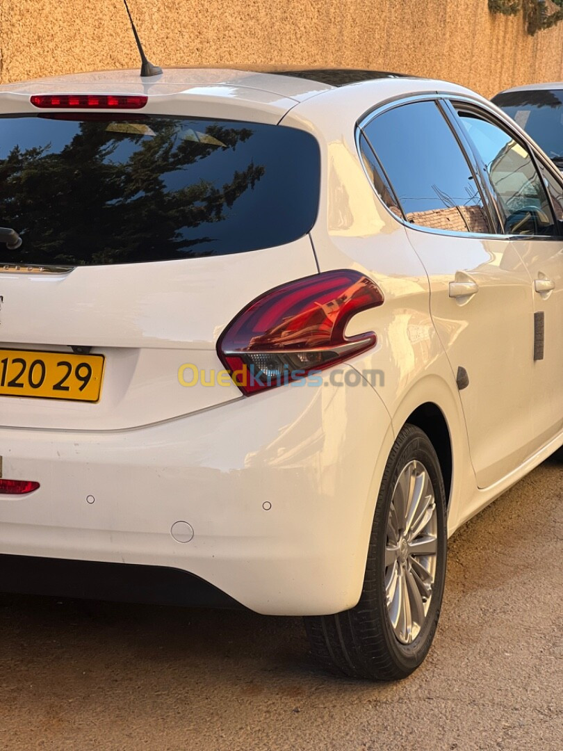 Peugeot 208 2020 Allure Facelift