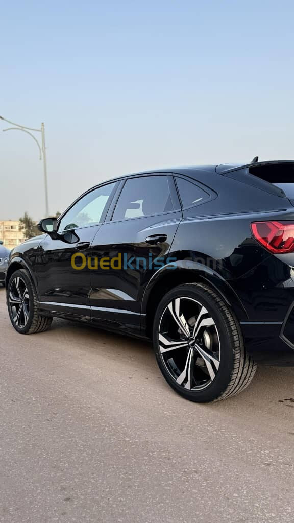 Audi Q3 2023 Black