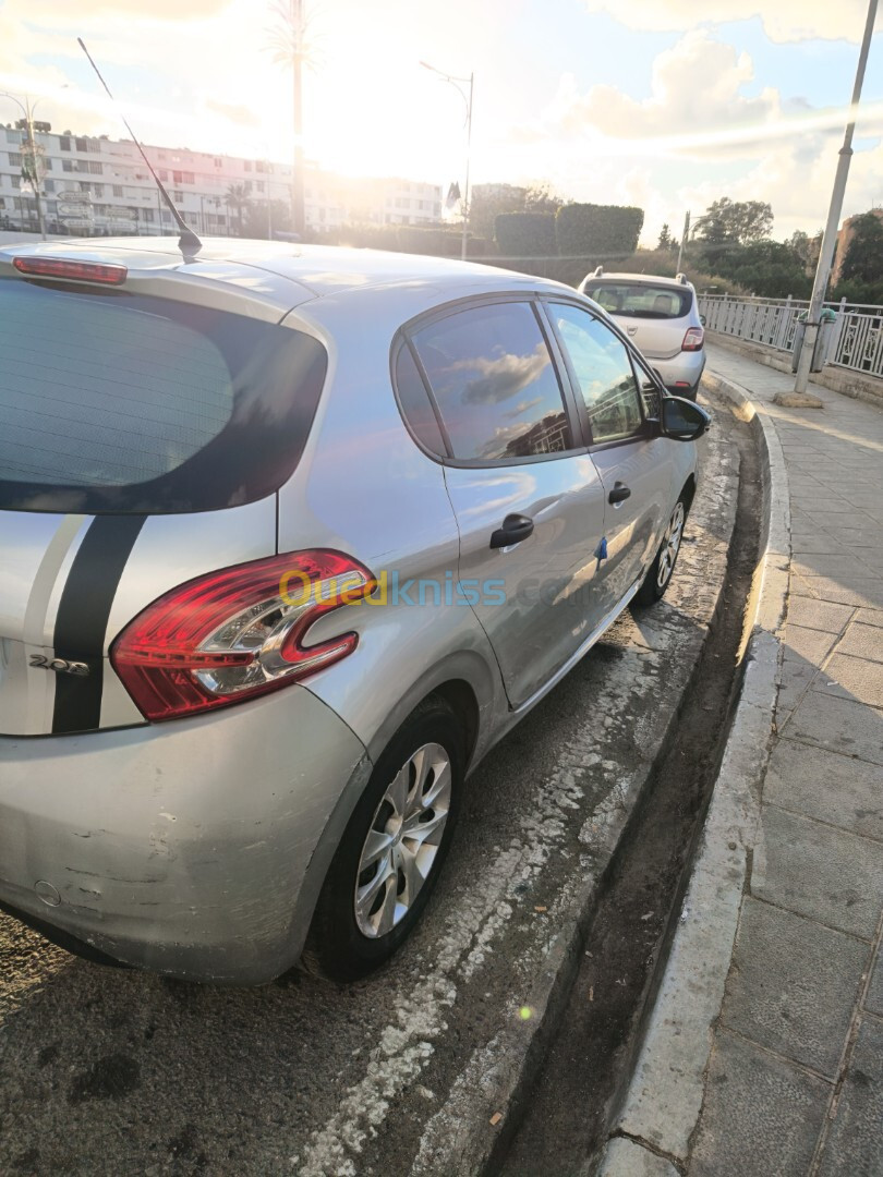 Peugeot 208 2013 208