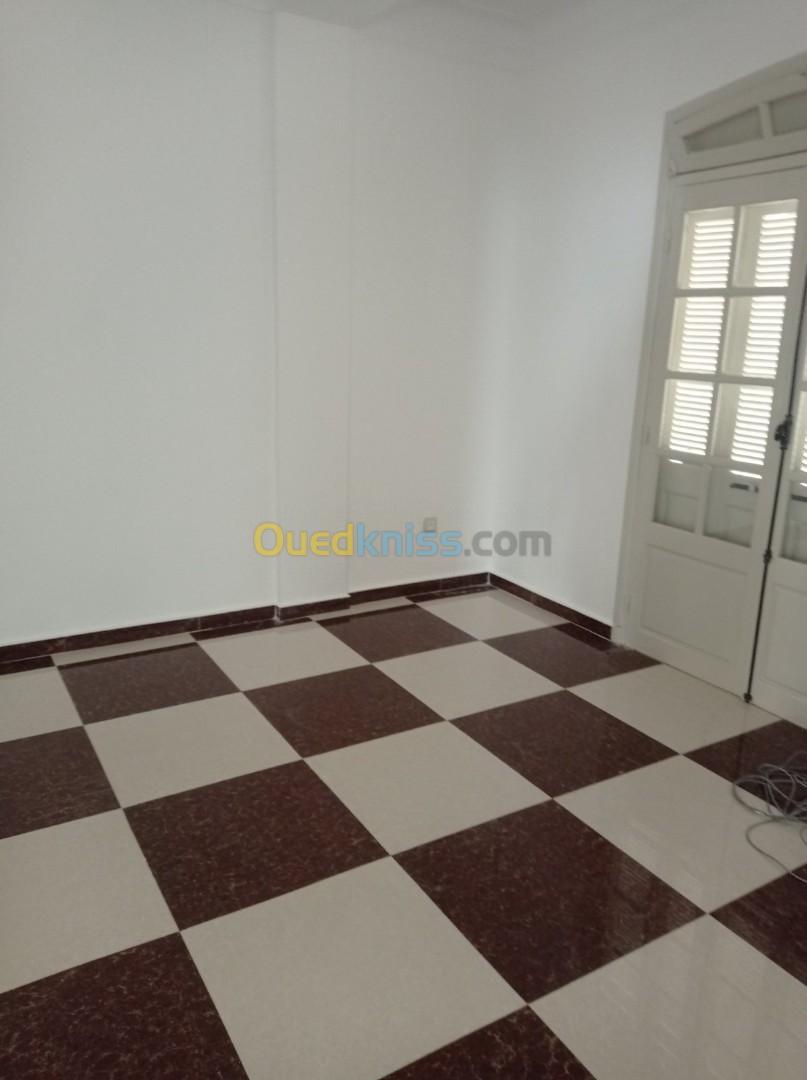 Location Appartement F4 Alger Birkhadem