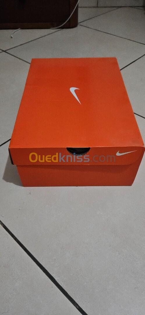 Nike Quest 4 Black