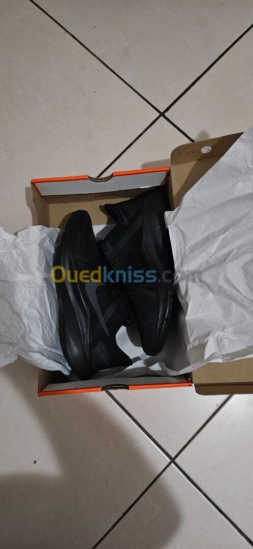 Nike Quest 4 Black