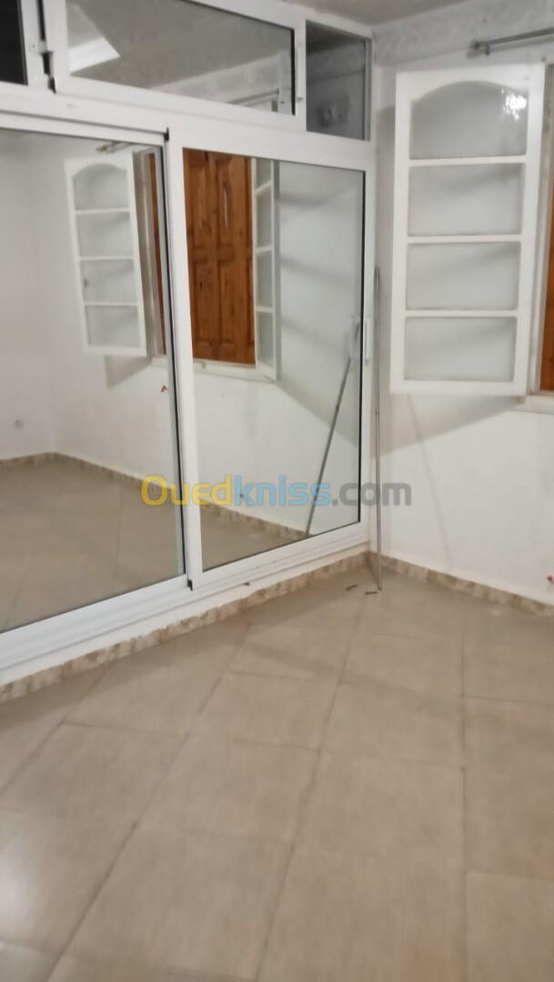 Location Niveau De Villa F3 Alger Khraissia