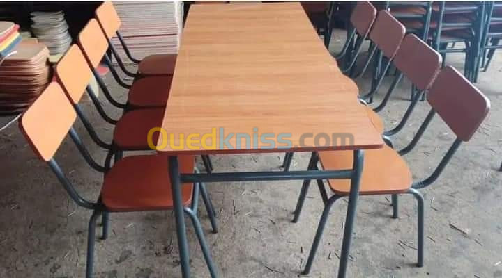 بيع الطاولات والكراسي المدرسية 
