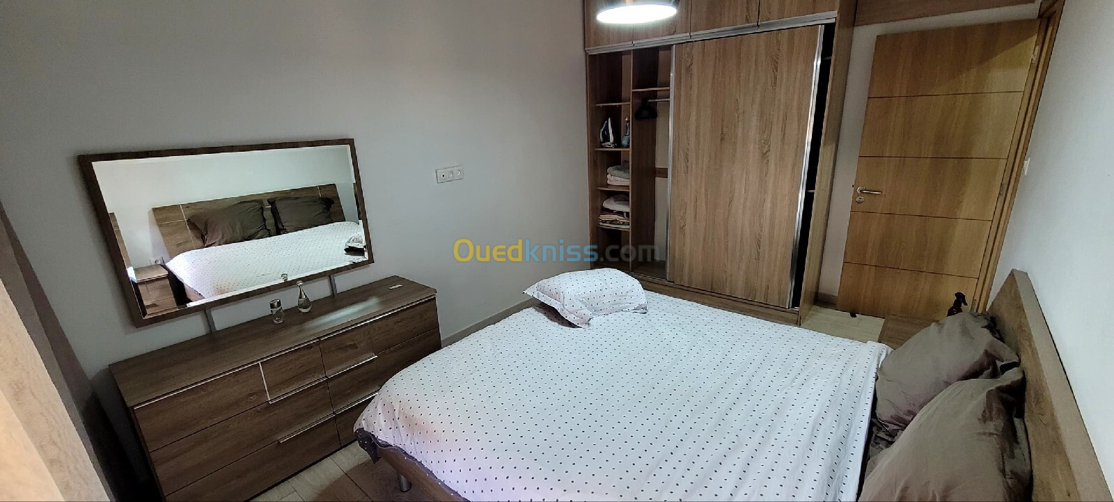 Location Appartement F2 Alger Hydra