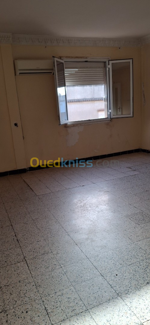 Location Appartement F4 Alger Baba hassen