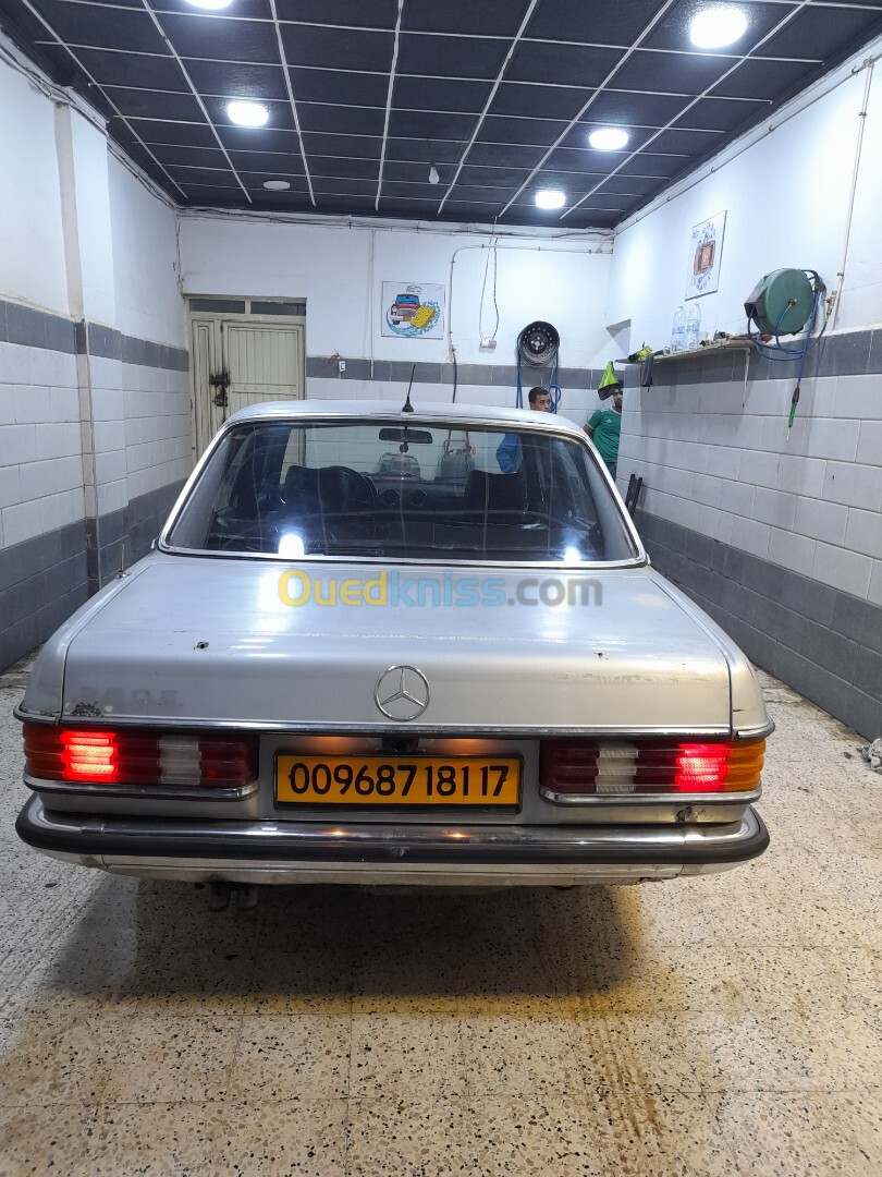 Mercedes Classe E 1981 Classe E