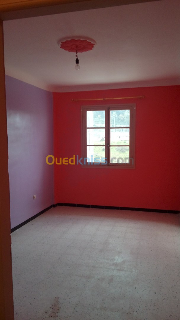 Location Appartement F3 Tizi ouzou Yakouren