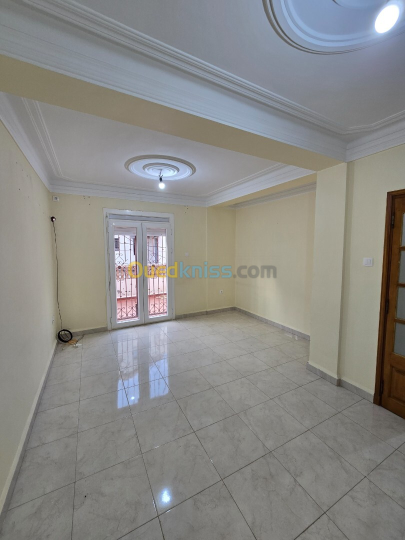 Location Niveau De Villa F3 Alger Draria