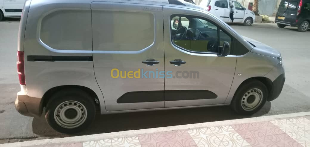 Fiat doblo 2023 