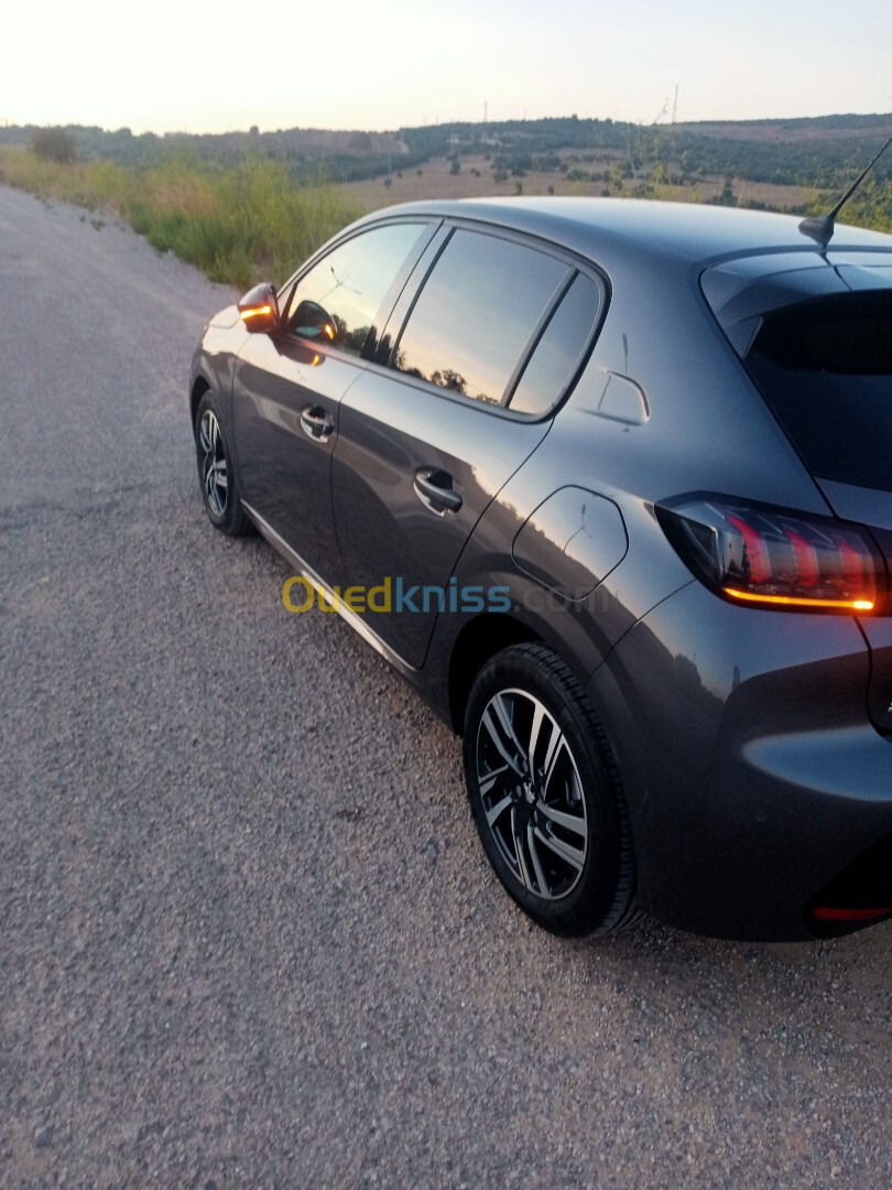 Peugeot 208 2021 Allure