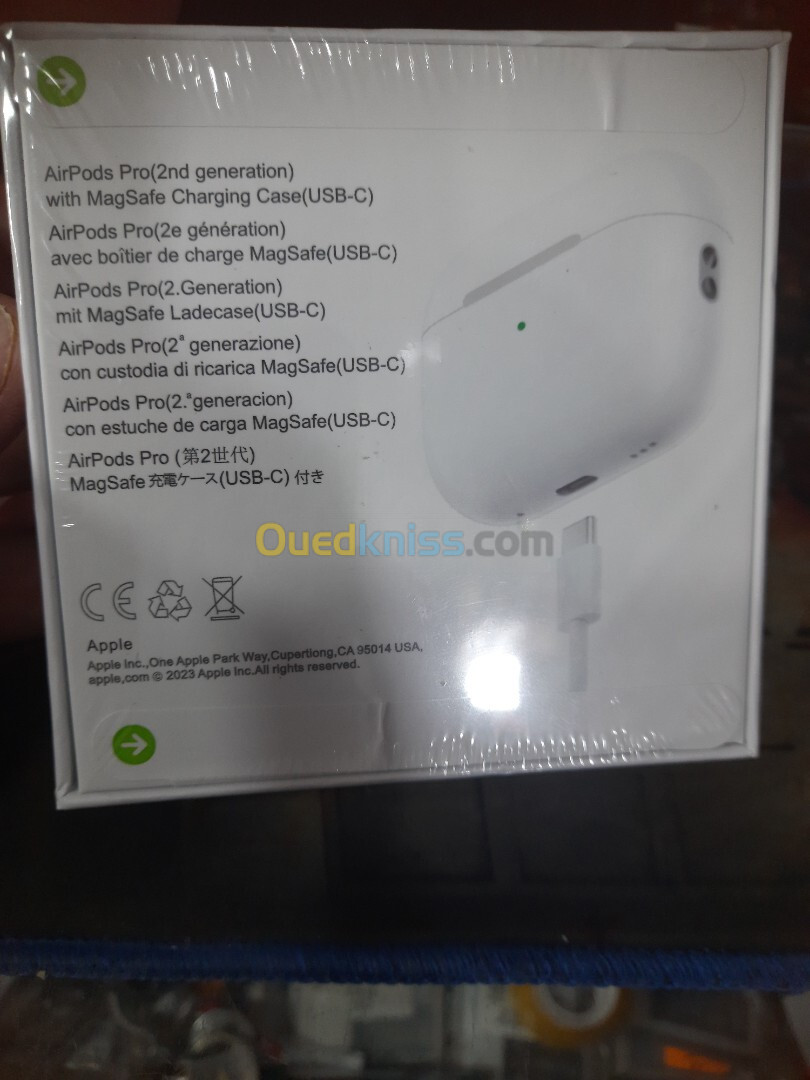 Écouteurs AirPods Pro Originals.