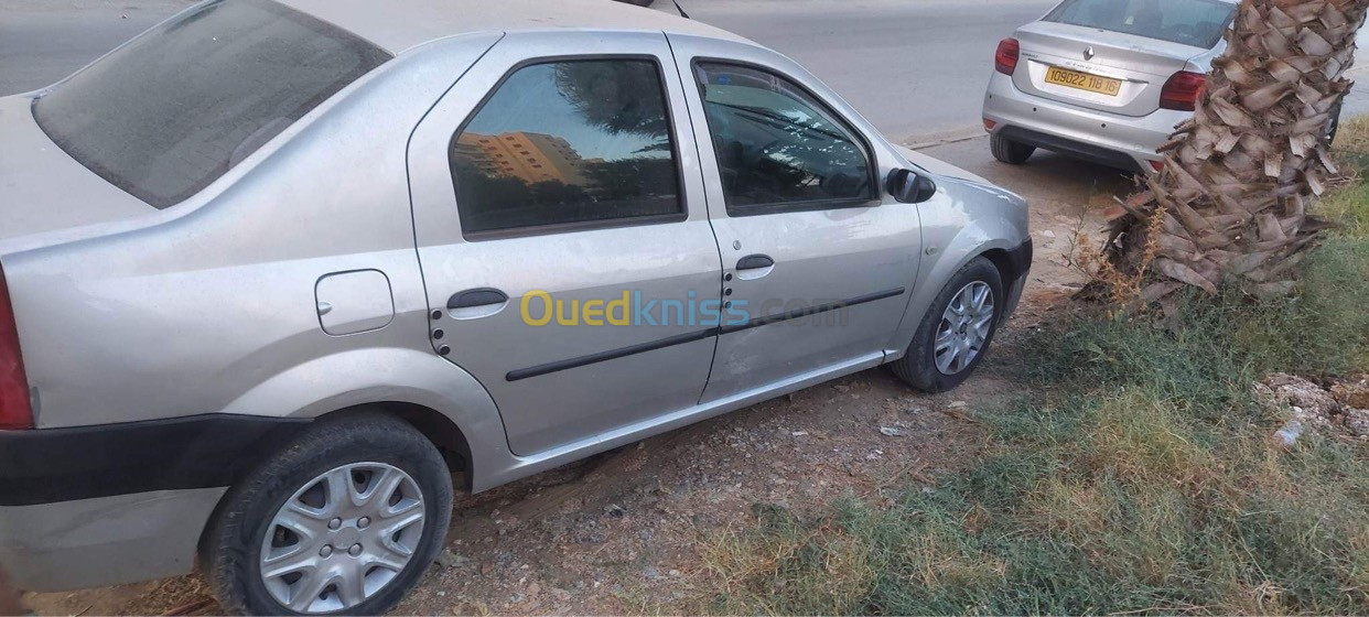 Dacia Logan 2008 سيارة سياحية