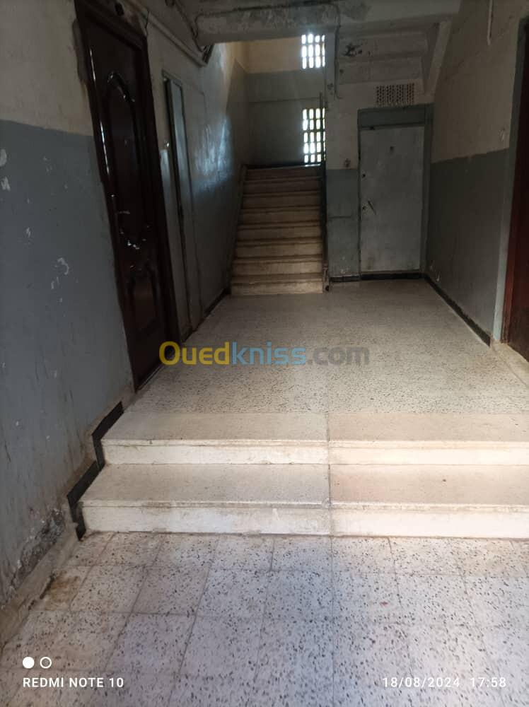 Location Appartement F4 Alger Kouba