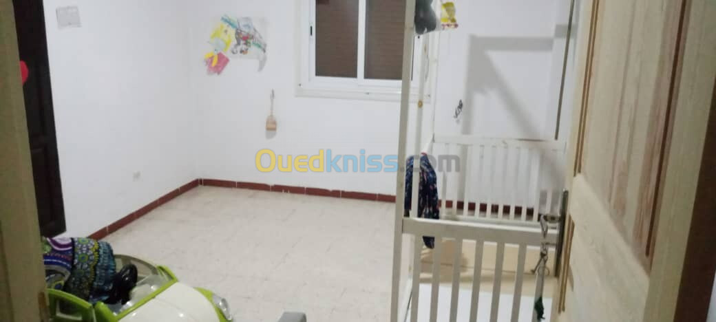 Location Appartement F4 Alger Baba hassen