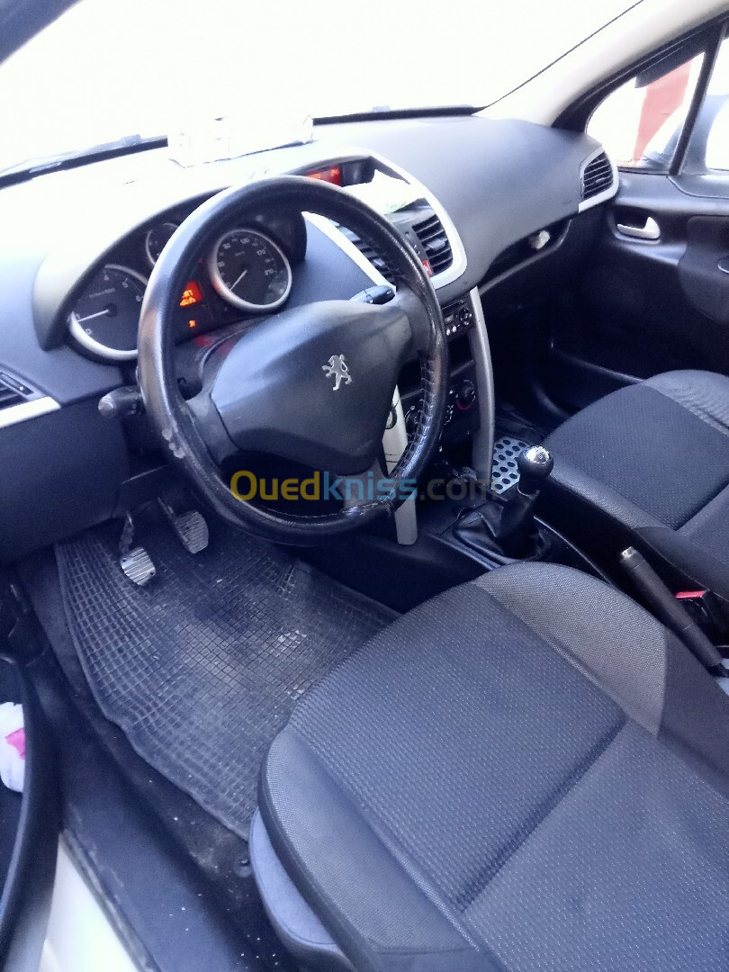 Peugeot 207 plus 2012 207 plus