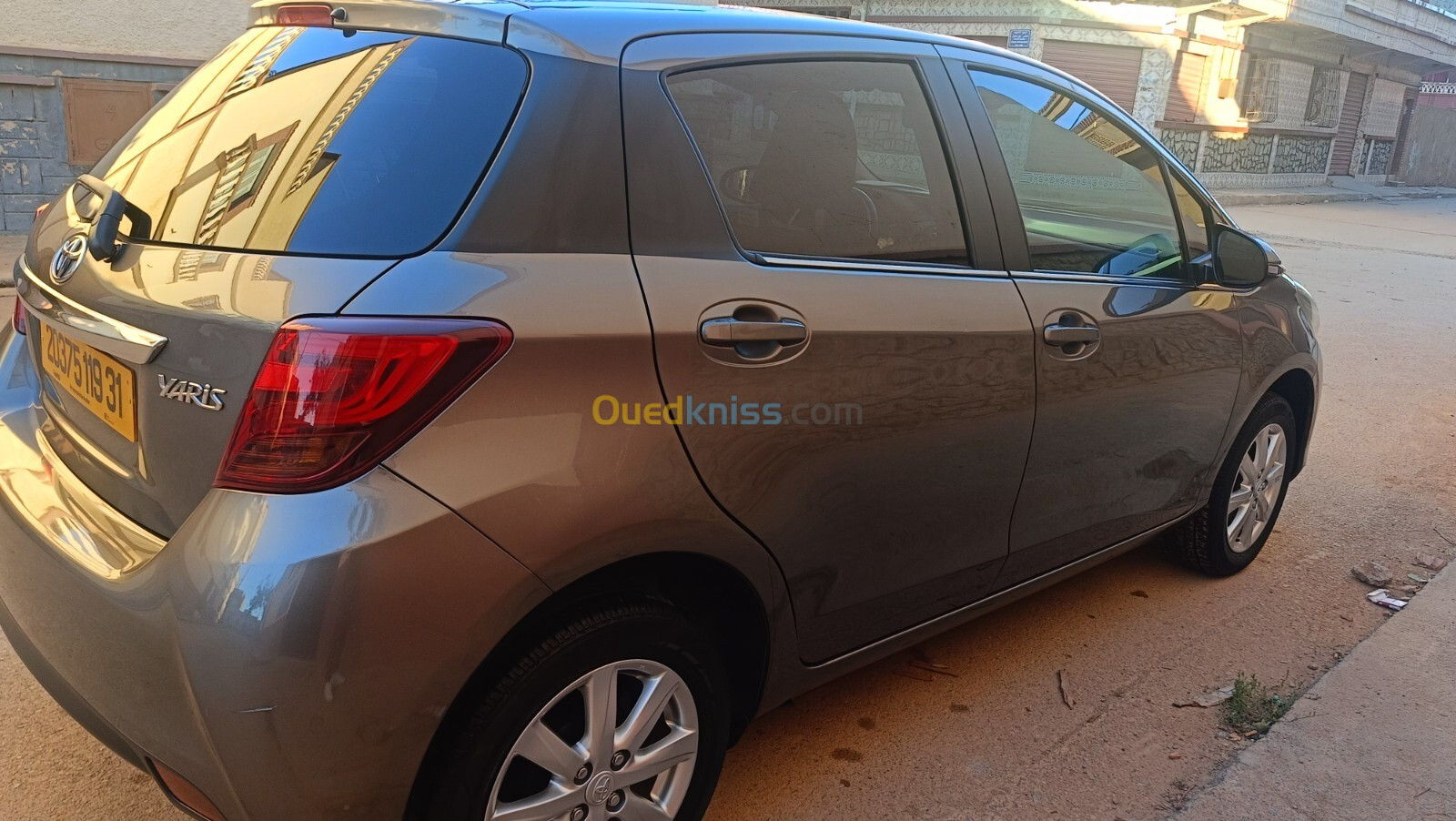 Toyota Yaris 2019 Lounge CVT