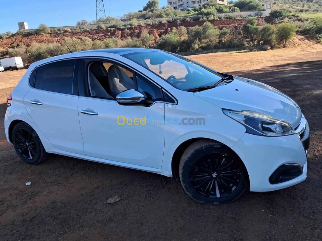 Peugeot 208 2018 208