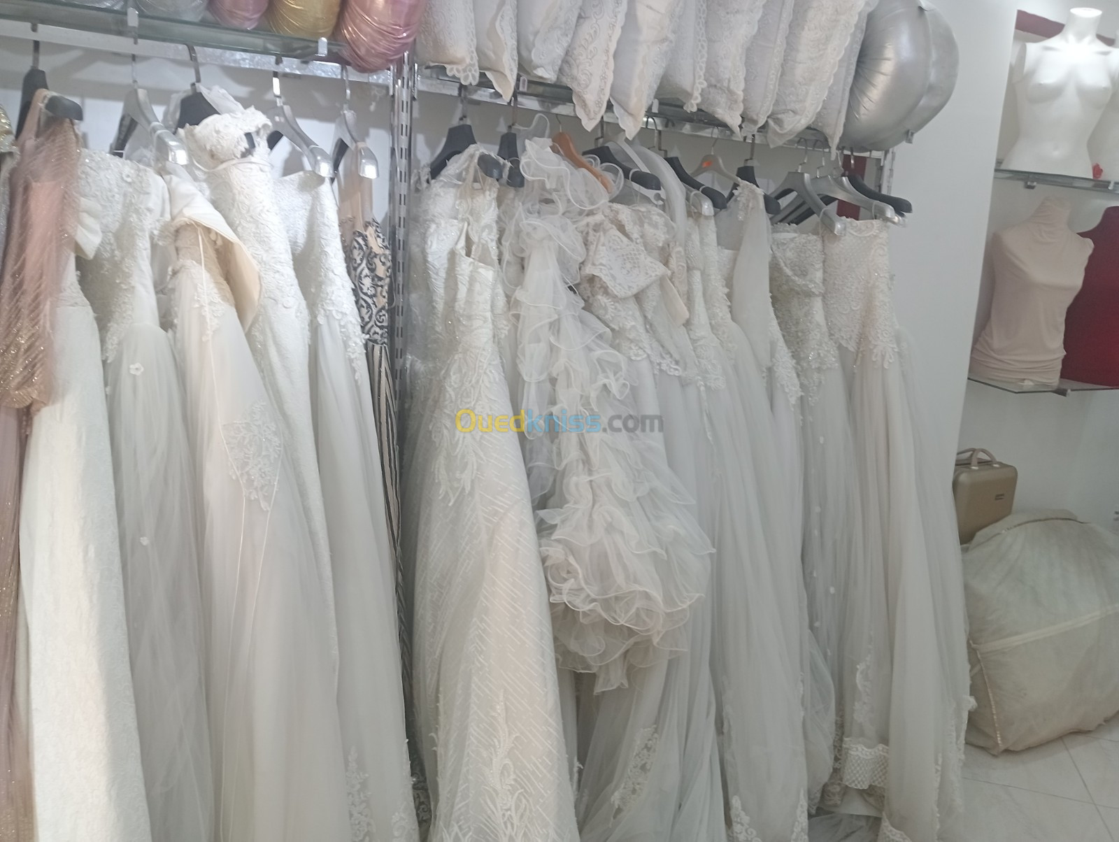 robes de soirée  et robes blanches pour femme