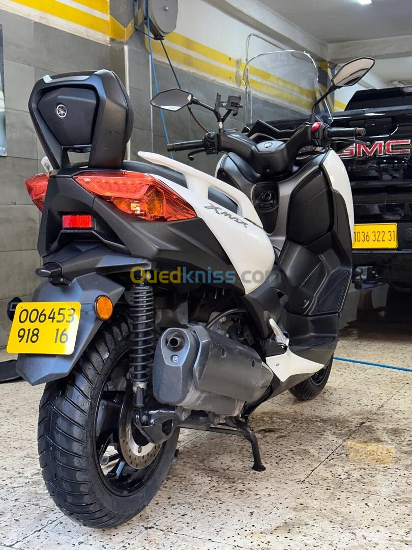 Yamaha Xmax 