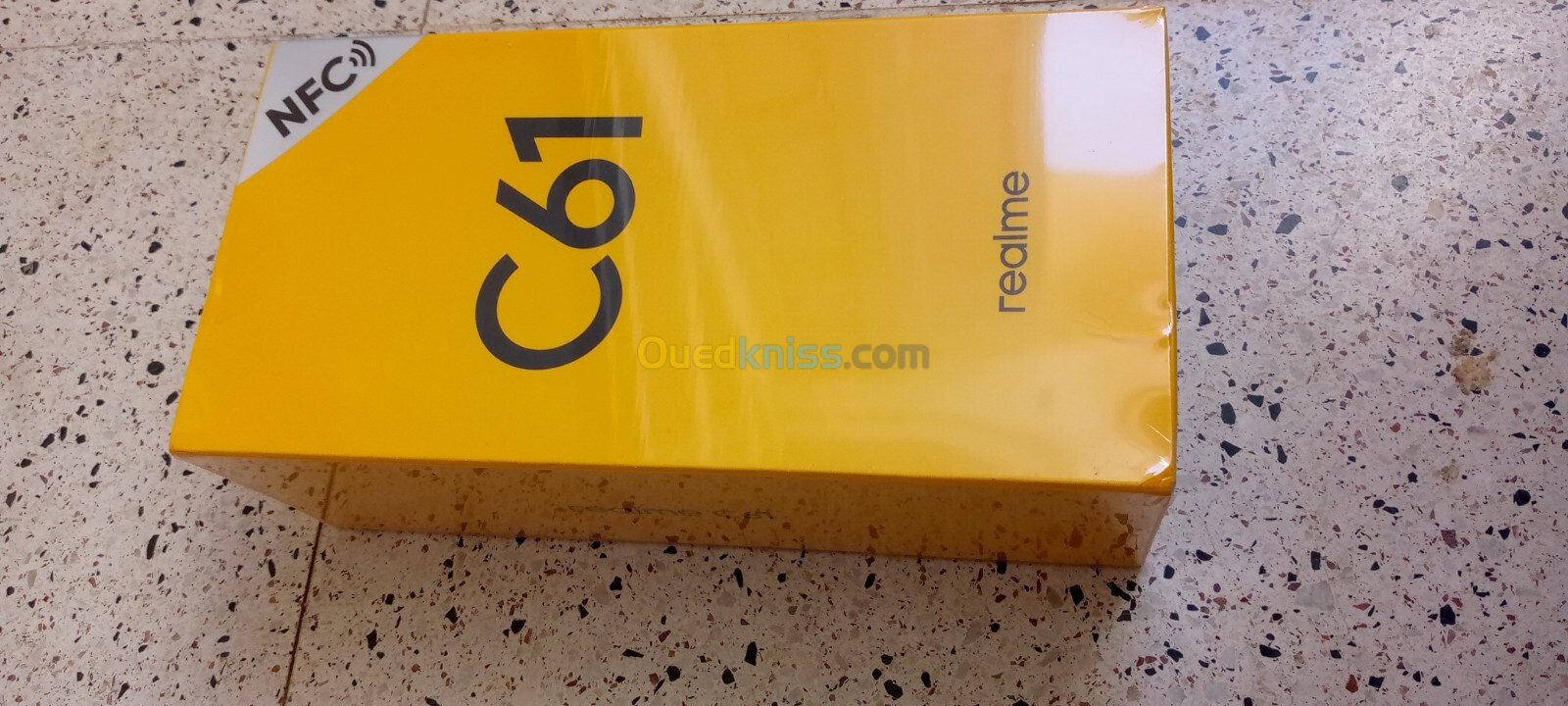 REALME C61