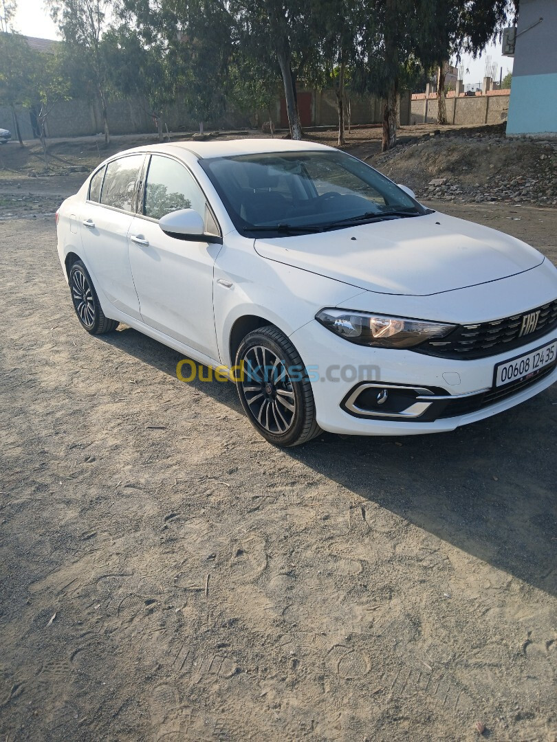 Fiat tipo life 2024 life