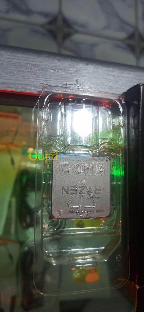 Processeur AMD  RYZEN 3 2200G