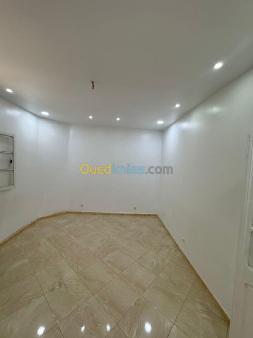 Vente Appartement F3 Oran Ain el kerma