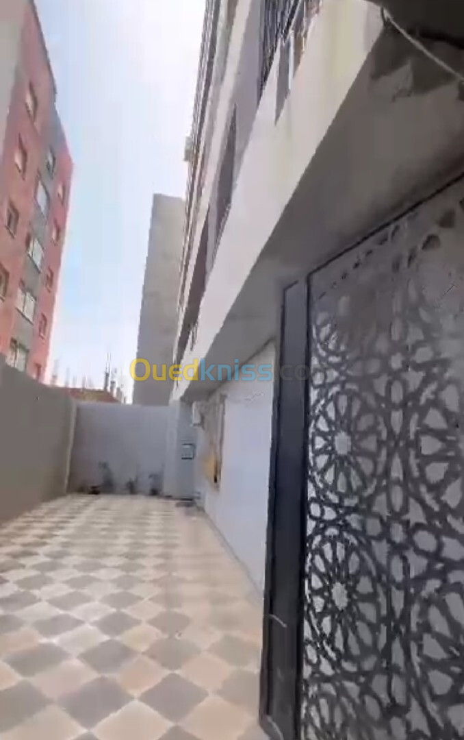 Vente Appartement F4 Alger Bordj el bahri