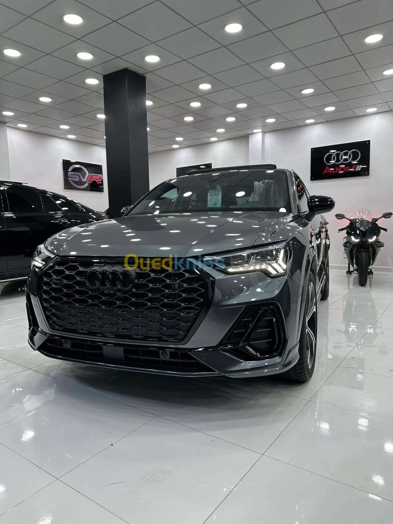 Audi Q3 2024 SLINE black edition