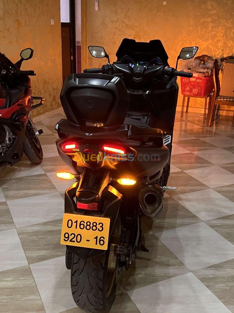 Yamaha T max 560 2020