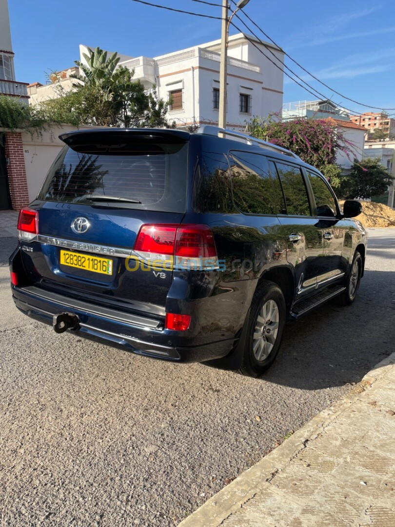 Toyota Land Cruiser 2018 GXR V8