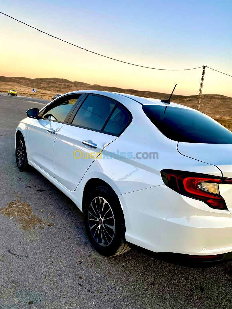 Fiat Tipo Sedan 2024 Life