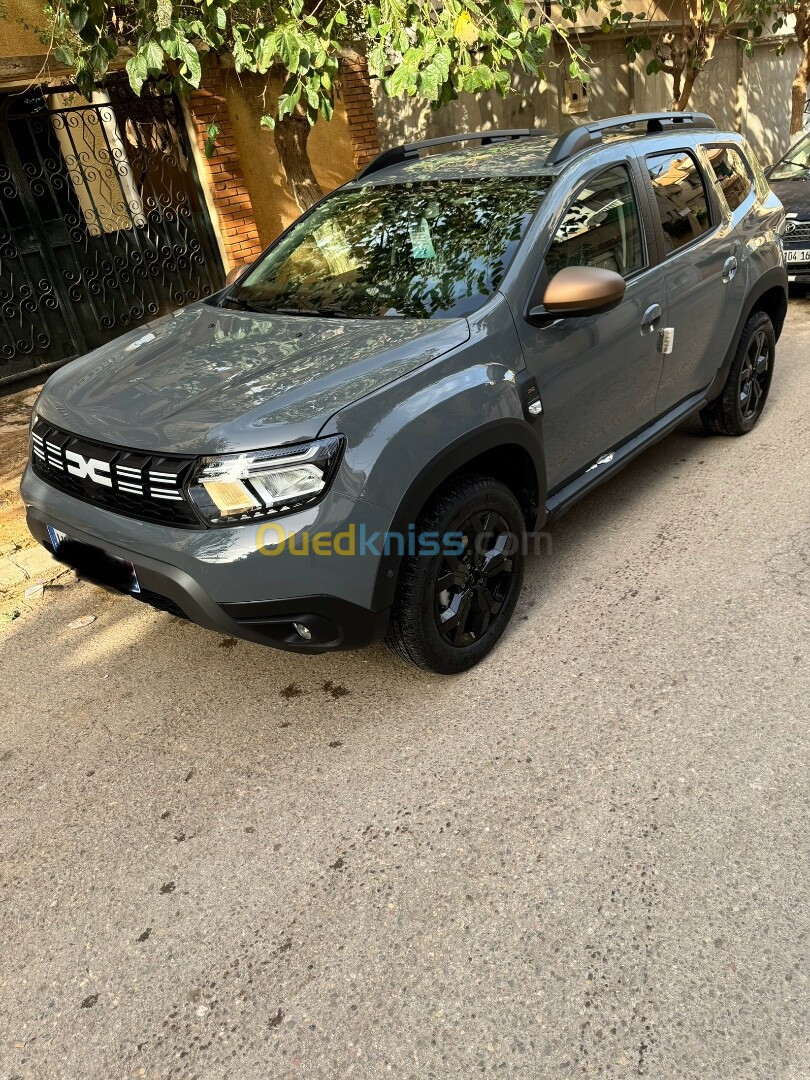 Dacia Duster 2024 duster gris nardo 2024