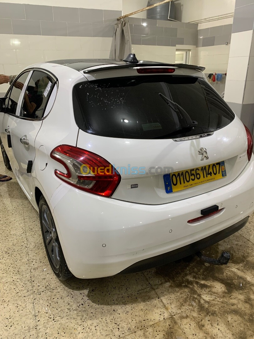 Peugeot 208 2014 208