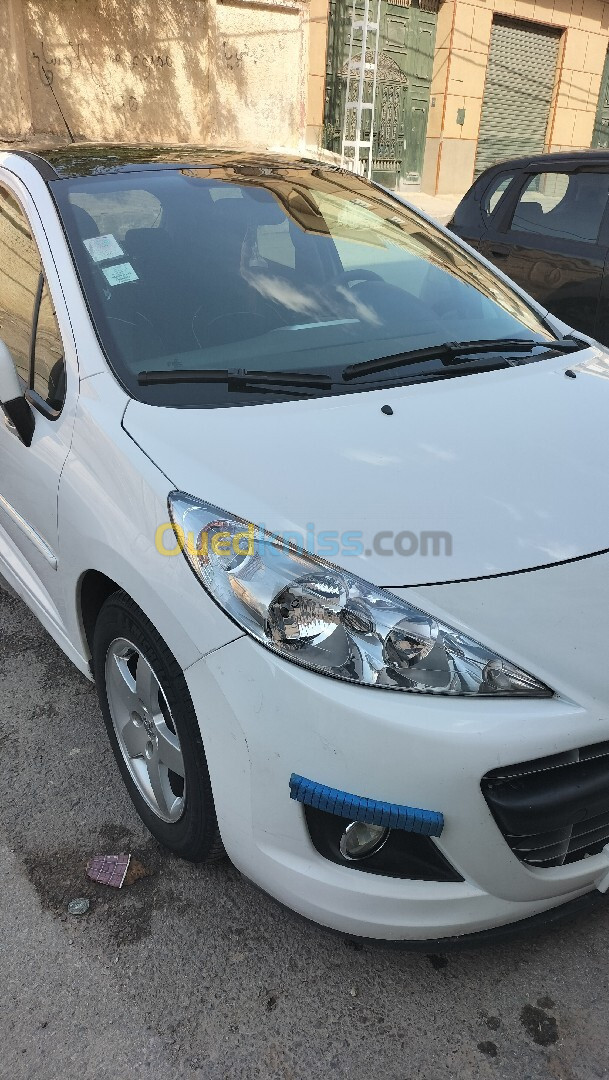 Peugeot 207 2011 