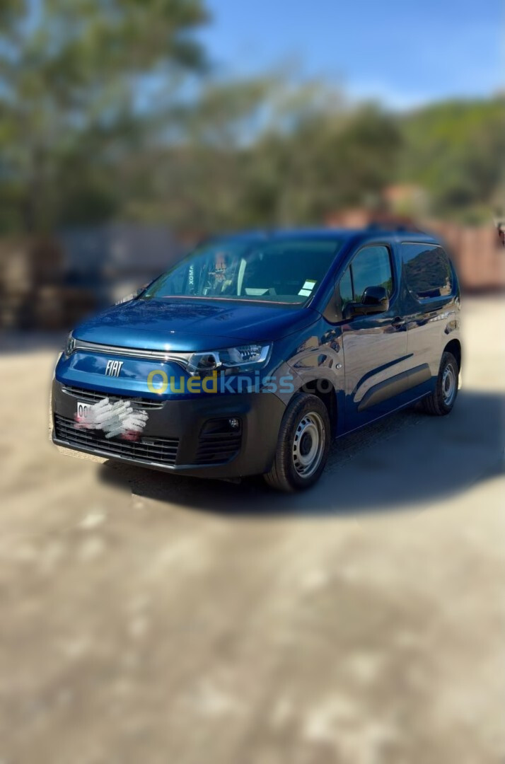 Fiat Doblo 2023 Italie