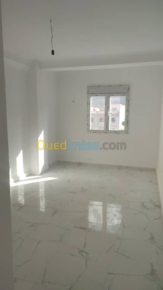 Vente Appartement F4 Blida Soumaa