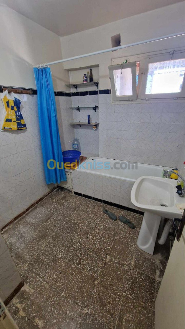 Vente Appartement F5 Annaba Sidi Amar