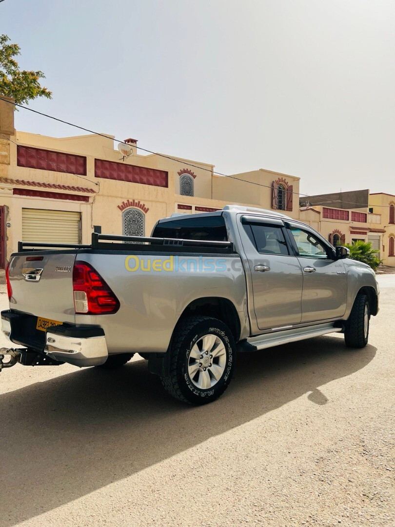 Toyota Hilux 2018 LEGEND DC 4x4